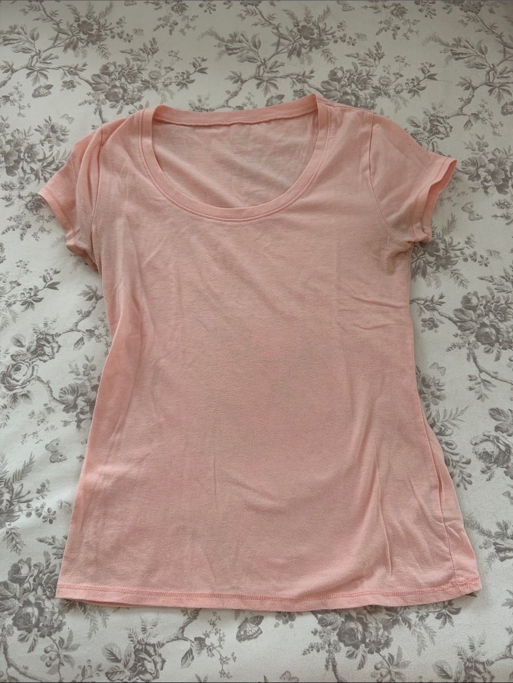 SHEIN Short Sleeve Scoop Neck Tee in Soft Peach Pink
